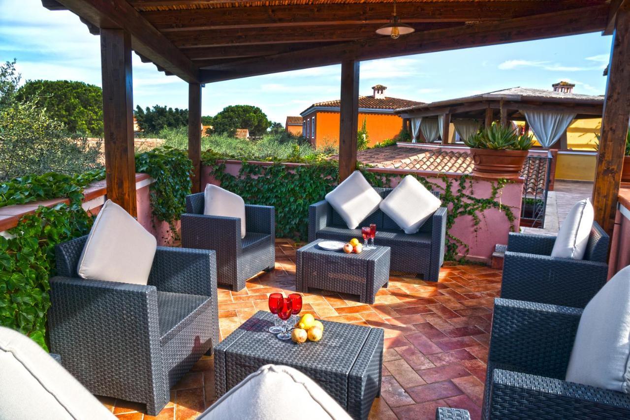 I Giardini di Cala Ginepro Hotel Resort Cala Liberotto Esterno foto