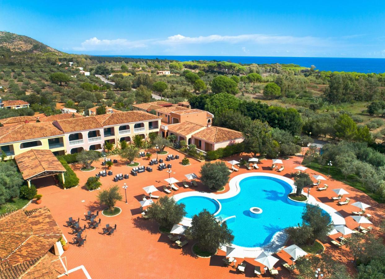 I Giardini di Cala Ginepro Hotel Resort Cala Liberotto Esterno foto