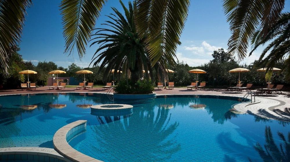 I Giardini di Cala Ginepro Hotel Resort Cala Liberotto Esterno foto