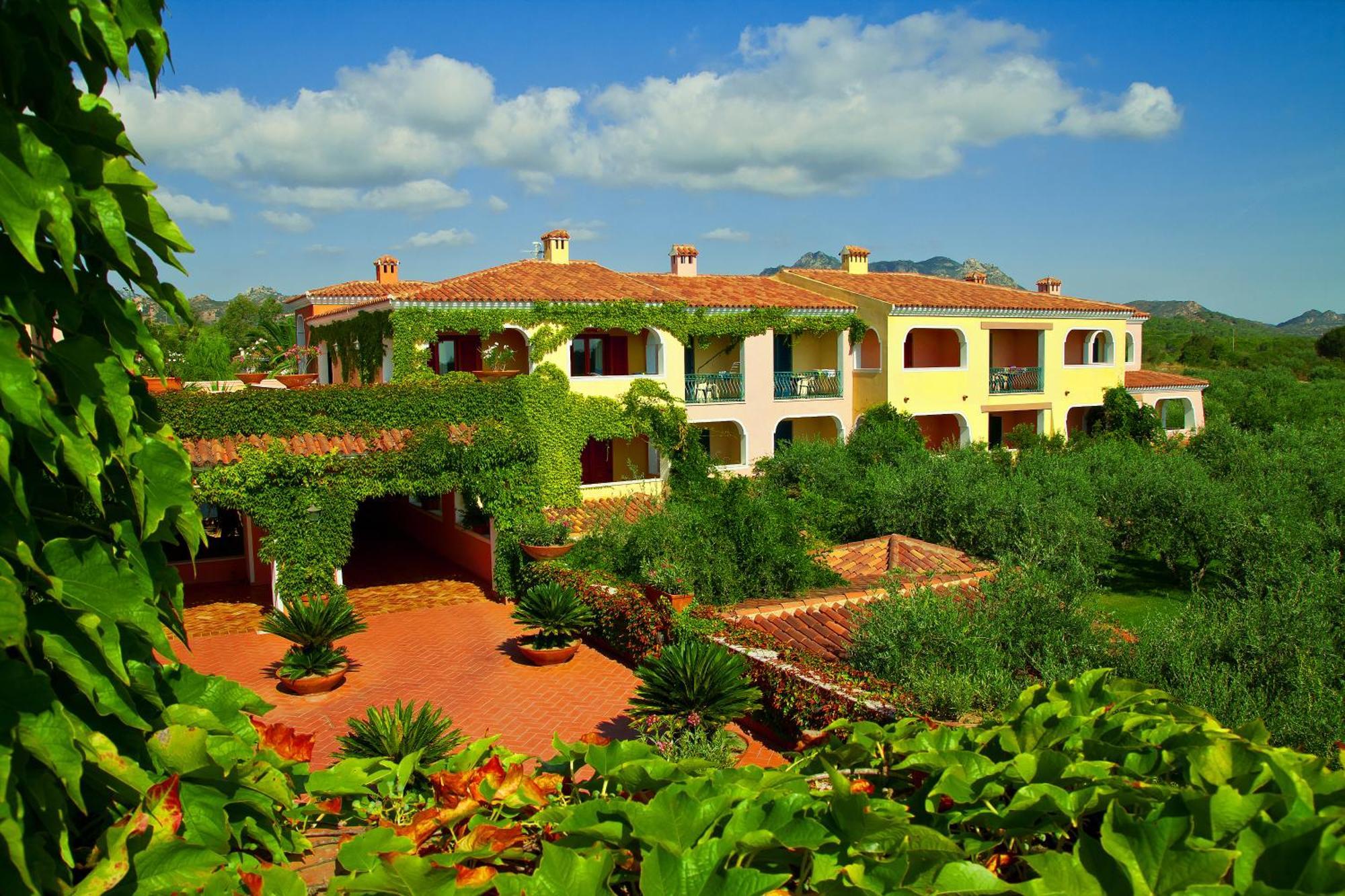 I Giardini di Cala Ginepro Hotel Resort Cala Liberotto Esterno foto